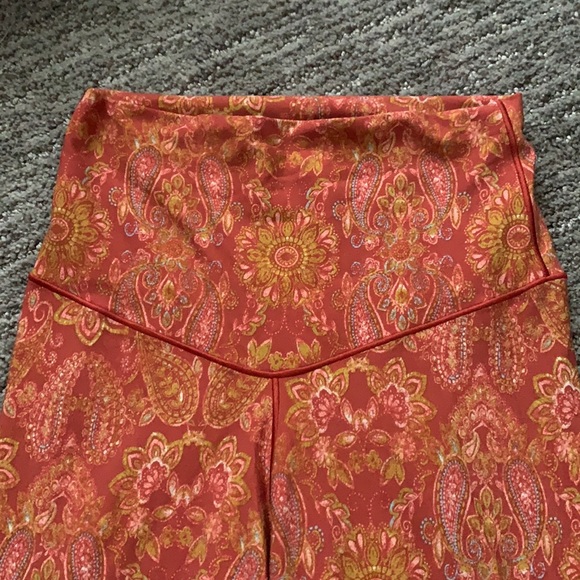 Leggings! - Picture 2 of 4